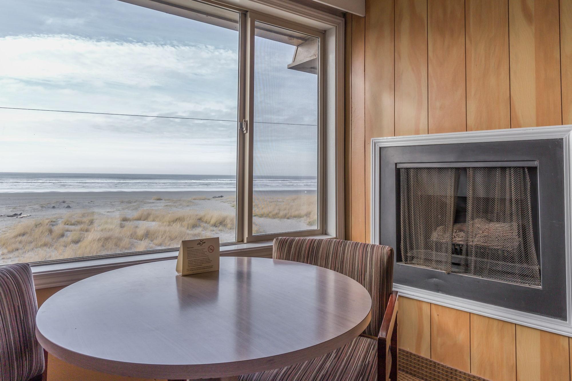 Ebb Tide Oceanfront Inn ซีไซด์ ภายนอก รูปภาพ
